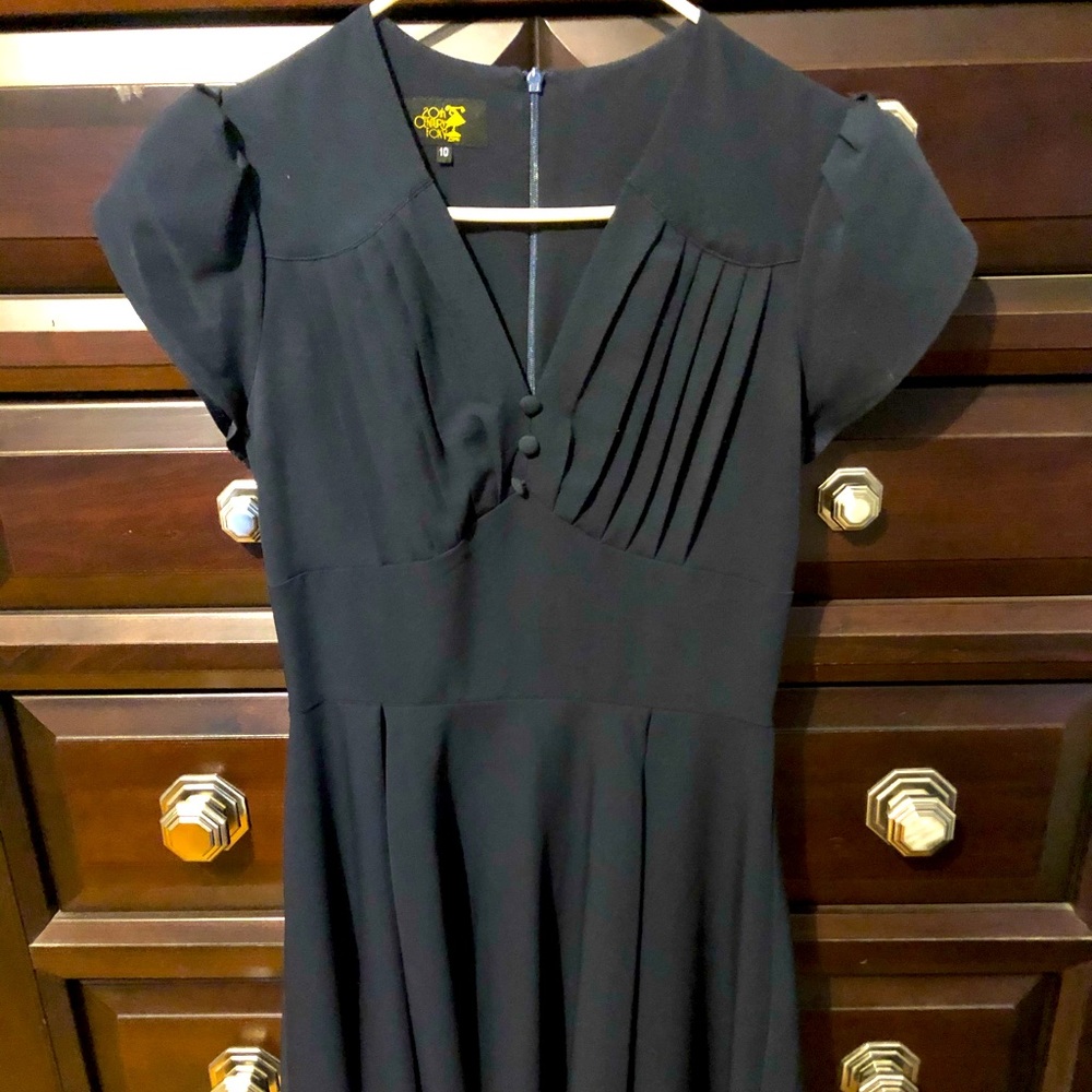 Vintage style 1940’s flare skirt navy dress